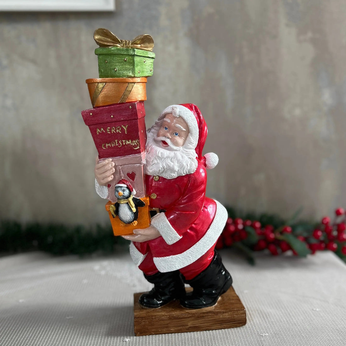 Jolly Gift Stacks Santa Sculpture Dea'rt İstanbul