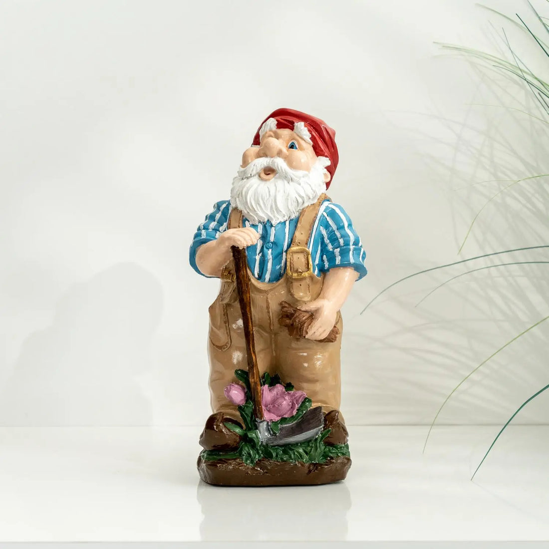 Merry Garden Keeper Gnome Sculpture Dea'rt İstanbul
