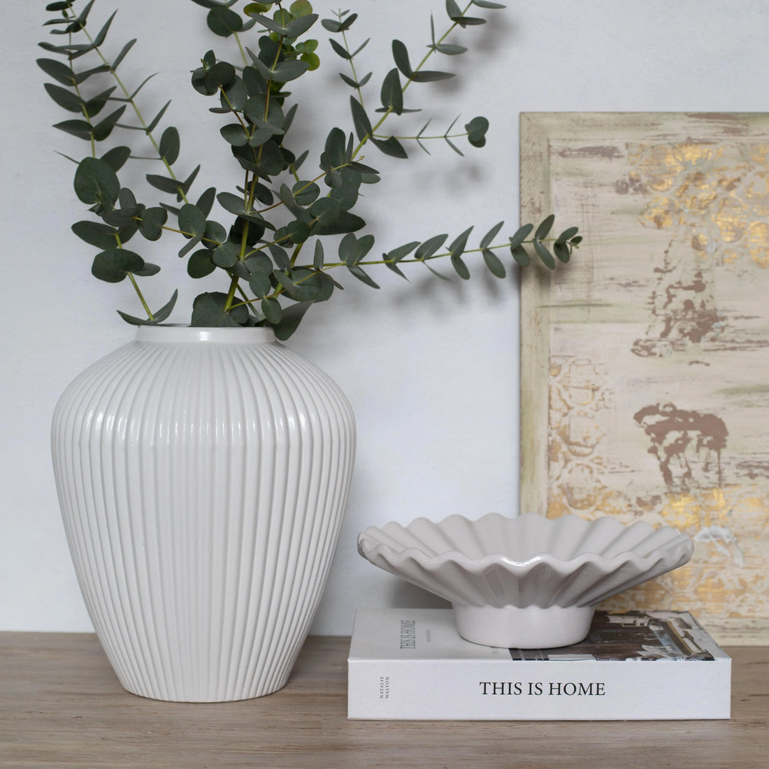 Moderna Bianco Handmade Fluted Petite Vase Pure White Ceramic Moderna Collection