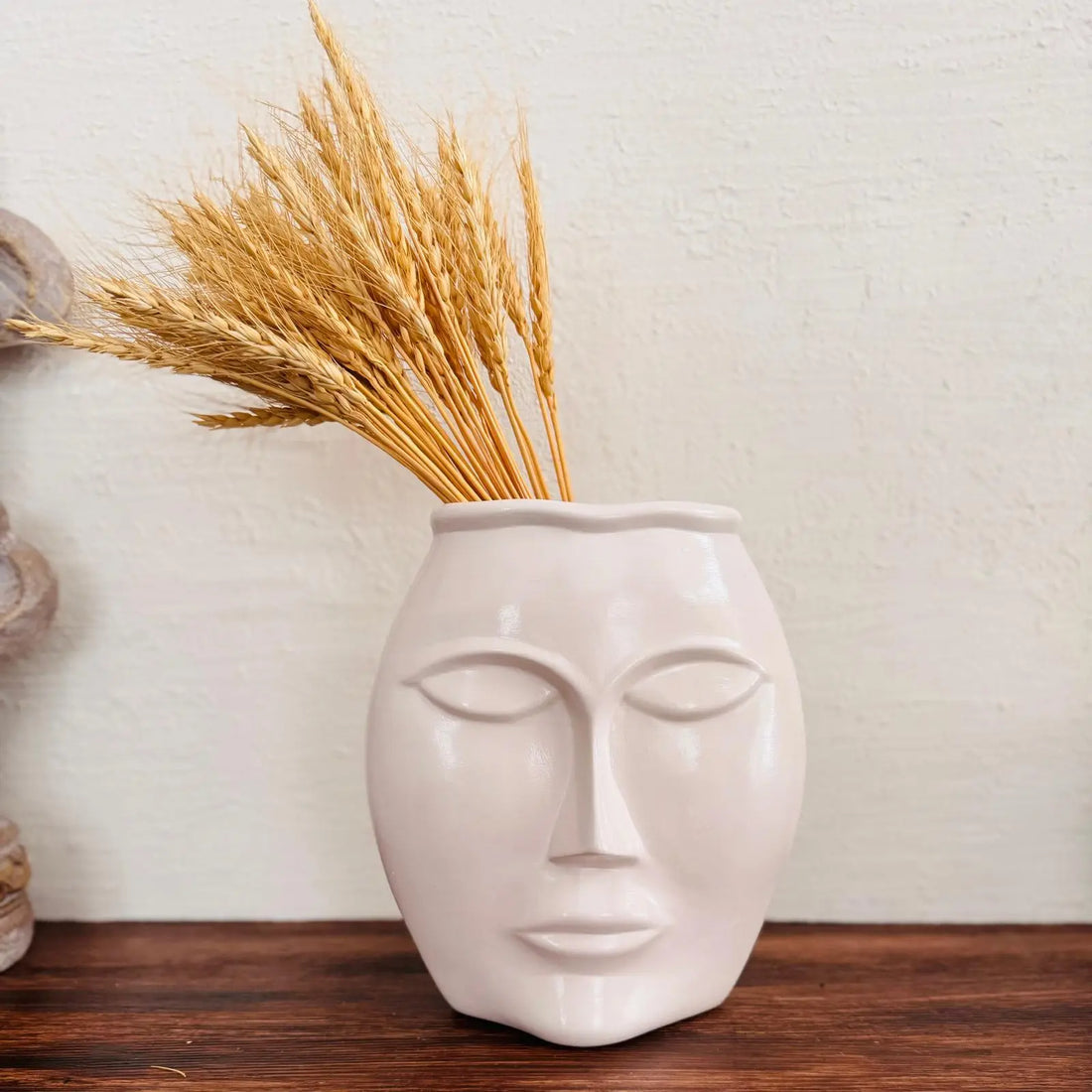 Moderna Dora Moon Handmade Tranquil Face Vase White Ceramic Moderna Collection