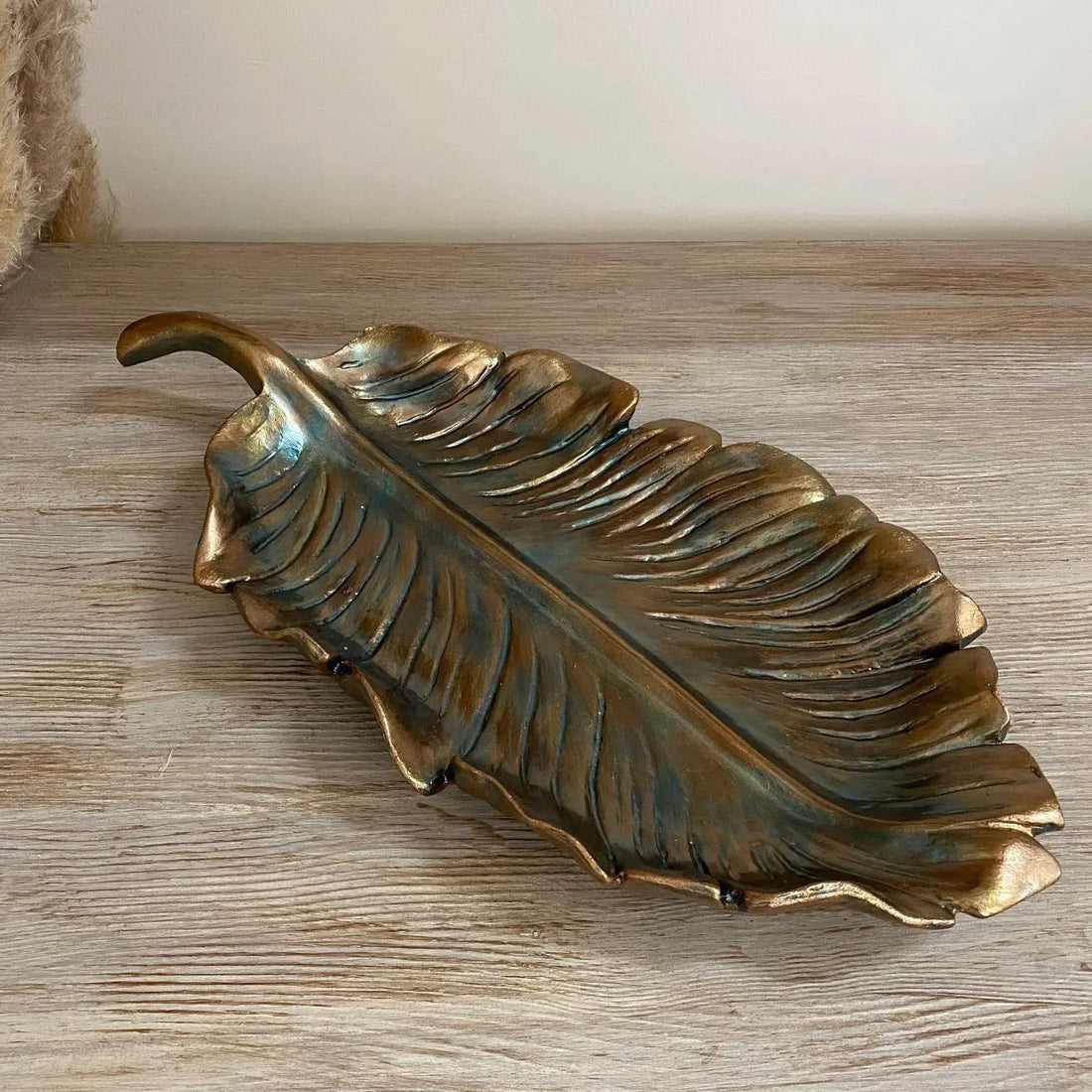 Aurora Verde Handmade Emerald and Antique Gold Leaf Tray Large or Small Dea'rt İstanbul