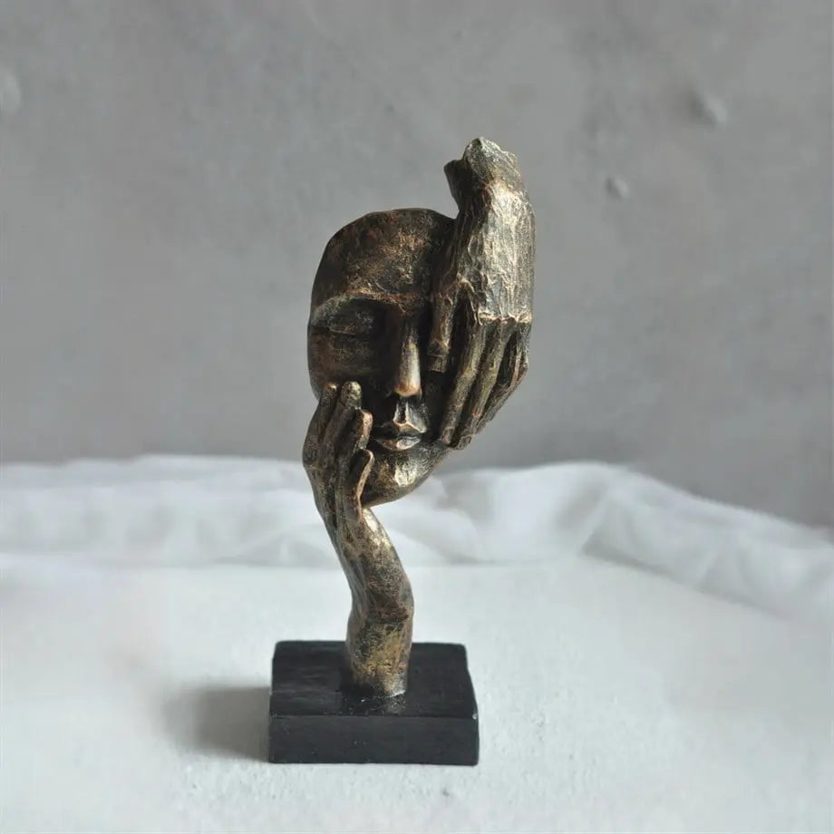 Valora Inner Strength Mask Sculpture Dea'rt İstanbul