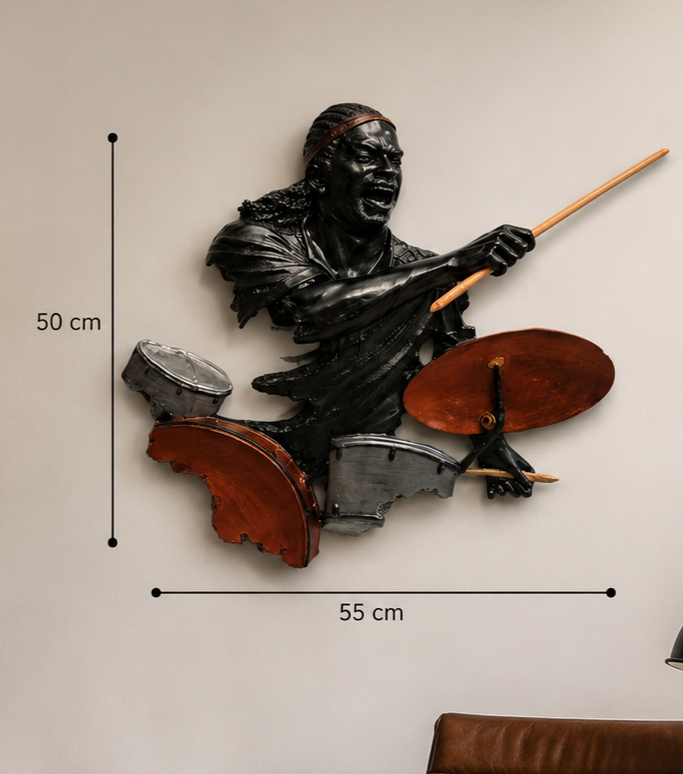 Ritmin Ustadı Baterist Duvar Heykeli Polyester El Yapımı 3D Dekoratif Duvar Objesi 50x55 cm Dea'rt İstanbul